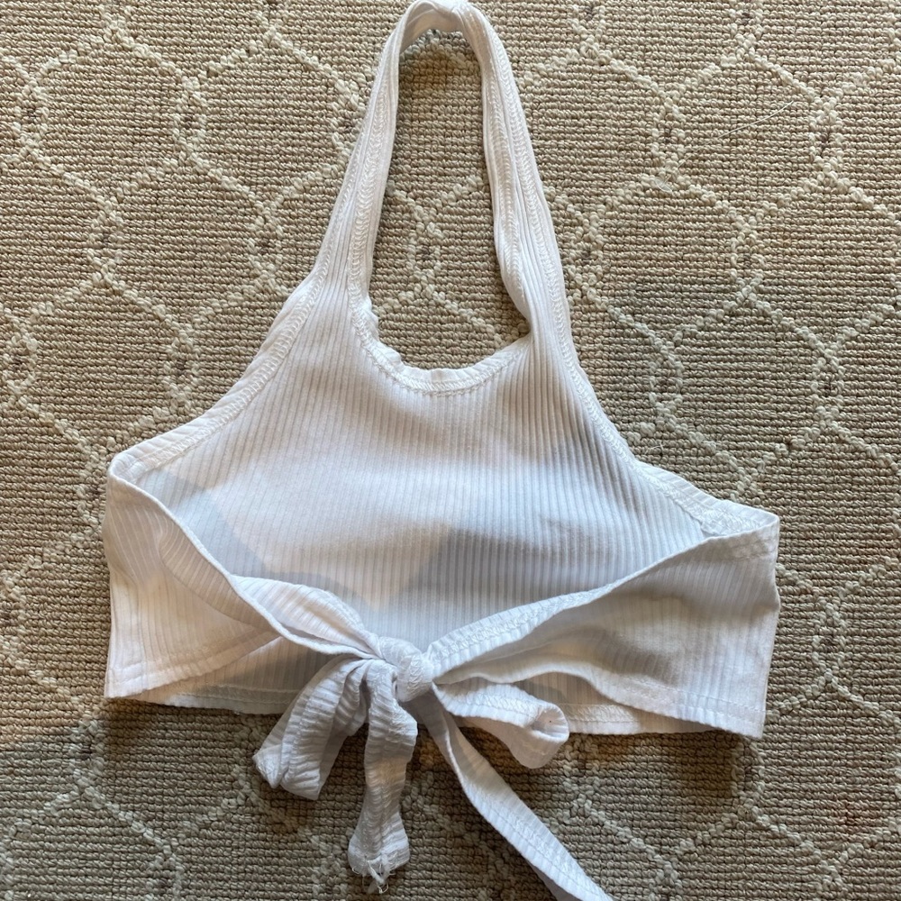 White tie top